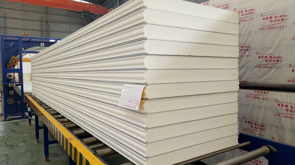 New Best Building Material Insulated Steel Roofing And Walling Sandwich Panel